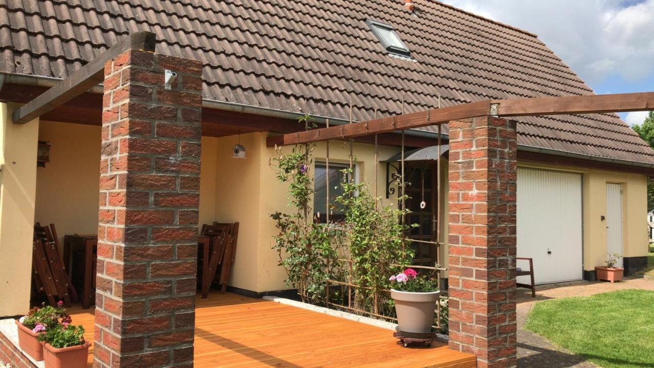Ferienhaus Fienstorf Steinfeld  Zewnętrze zdjęcie